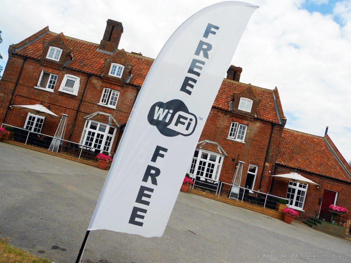 The King'S Head Hotell Holt  Exteriör bild