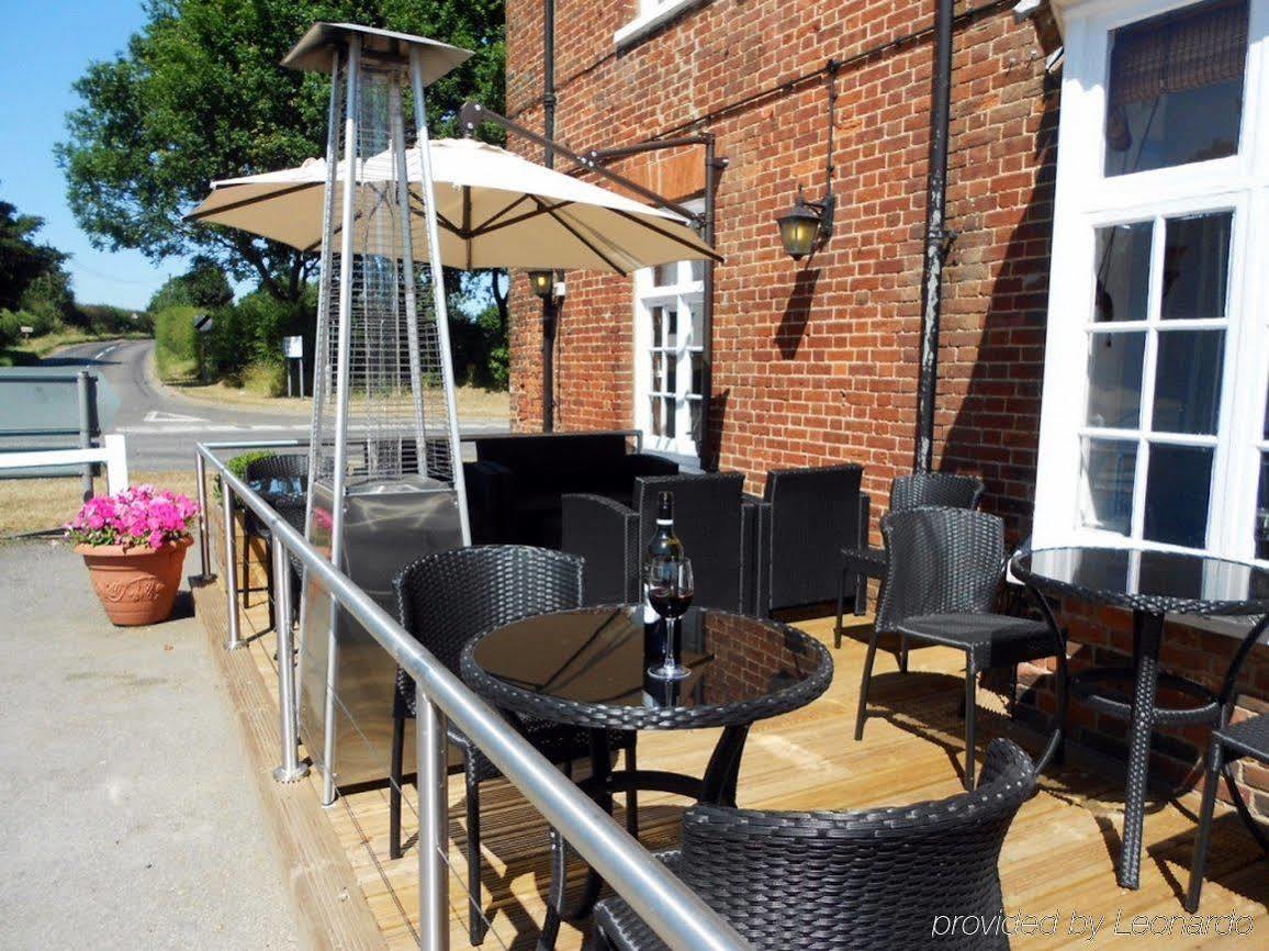 The King'S Head Hotell Holt  Exteriör bild